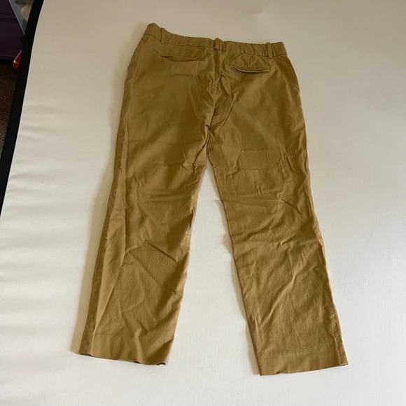 J. Crew Cafe Capri Khaki pants 4 - Picture 8 of 8